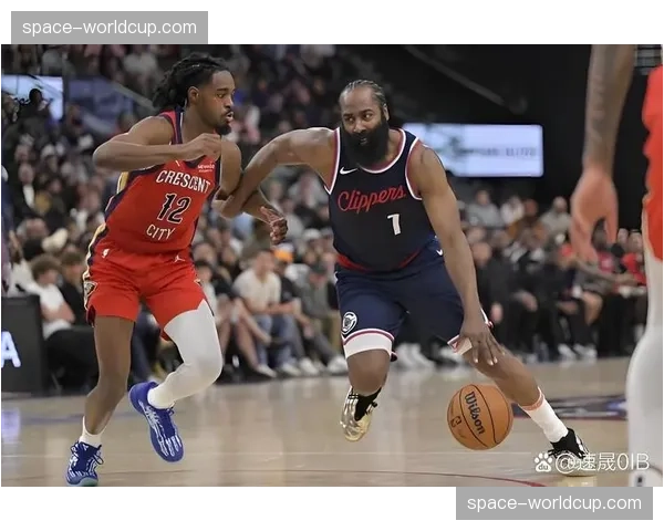 NBA常规赛收官日:勇士逆转火箭锁定西部最后一张季后赛门票 NBA常规赛收官日:勇士逆转火箭锁定西部最后一张季后赛门票